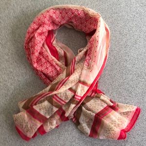 Large square scarf